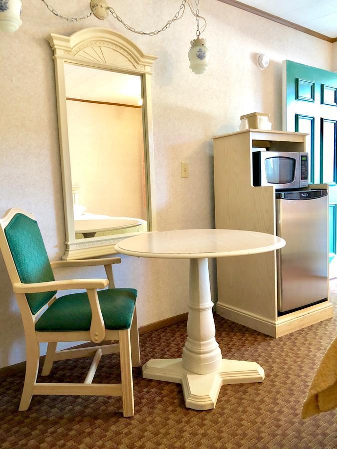 Lyn Aire Motel - Lake George Bagian luar foto